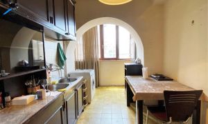 იყიდება 2 ოთახიანი ბინა - თბილისი