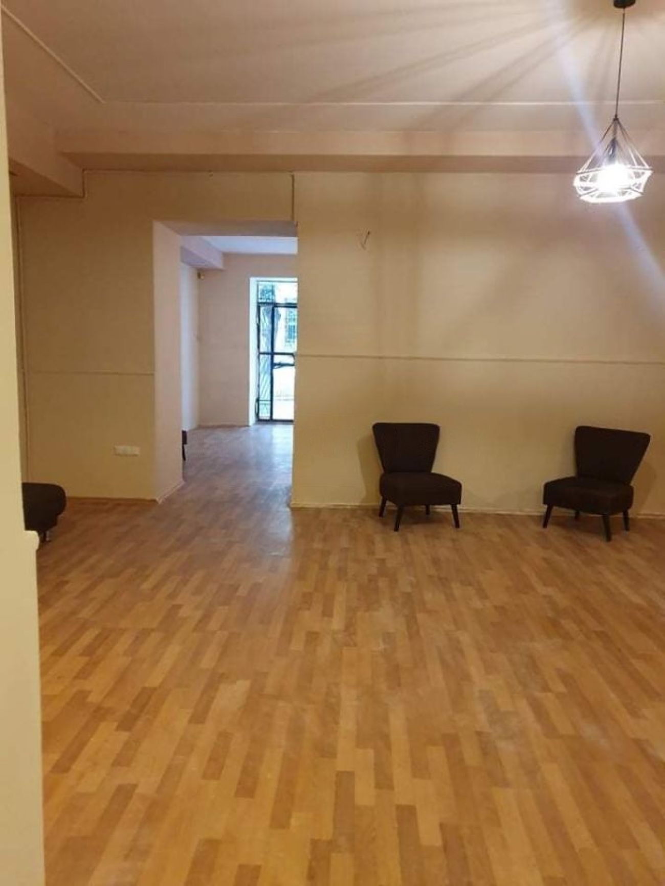 იყიდება 3 ოთახიანი ბინა - თბილისი