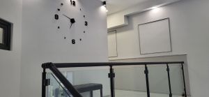 იყიდება 8 ოთახიანი ბინა - თბილისი