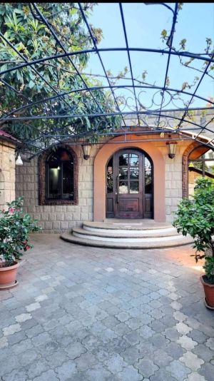 იყიდება 5 ოთახიანი ბინა - თბილისი