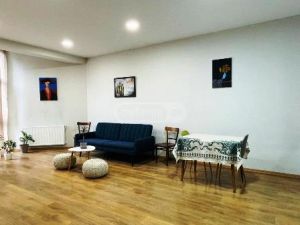 ქირავდება 3 ოთახიანი ბინა - თბილისი