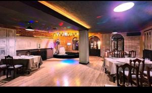 იყიდება 5 ოთახიანი ბინა - თბილისი