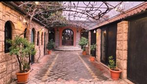 იყიდება 5 ოთახიანი ბინა - თბილისი