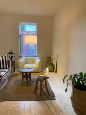 იყიდება 2 ოთახიანი ბინა - თბილისი