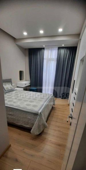 ქირავდება 3 ოთახიანი ბინა - თბილისი