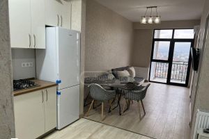 ქირავდება 2 ოთახიანი ბინა - თბილისი