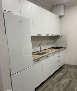 ქირავდება 2 ოთახიანი ბინა - თბილისი