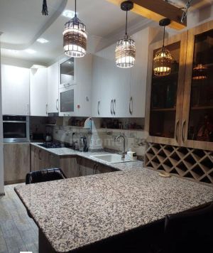 იყიდება 2 ოთახიანი ბინა - თბილისი