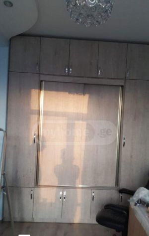 იყიდება 2 ოთახიანი ბინა - თბილისი