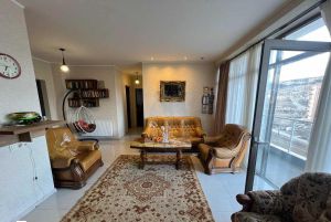 იყიდება 3 ოთახიანი ბინა - თბილისი