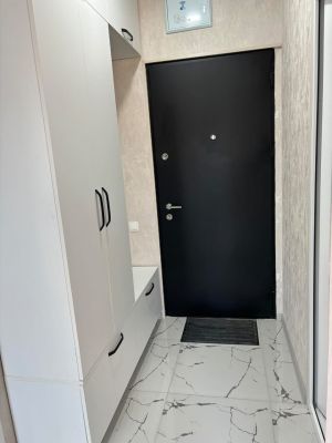 იყიდება 2 ოთახიანი ბინა - ბათუმი