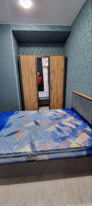 იყიდება 2 ოთახიანი ბინა - ბათუმი