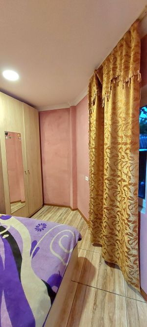 ქირავდება 2 ოთახიანი ბინა - თბილისი