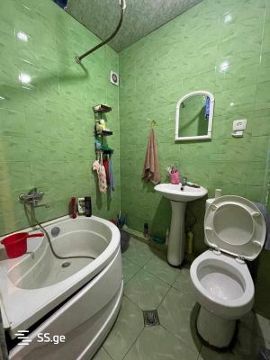 იყიდება 2 ოთახიანი ბინა - თბილისი