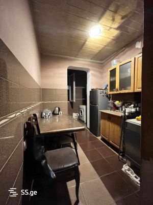 იყიდება 2 ოთახიანი ბინა - თბილისი