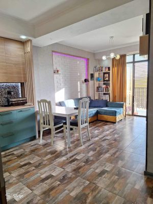 იყიდება 2 ოთახიანი ბინა - თბილისი