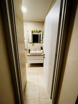 იყიდება 4 ოთახიანი ბინა - თბილისი