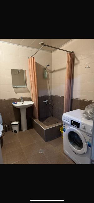 ქირავდება 4 ოთახიანი სახლი - თბილისი