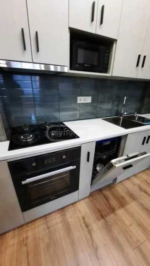 ქირავდება 3 ოთახიანი ბინა - თბილისი