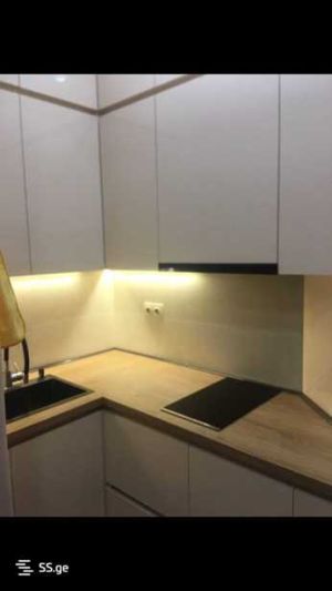 ქირავდება 2 ოთახიანი ბინა - თბილისი