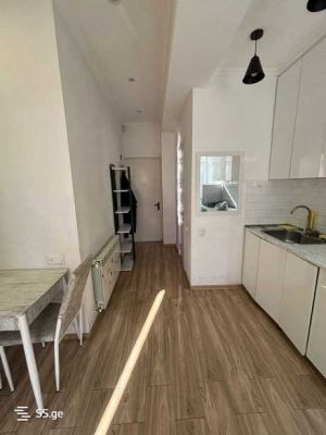 ქირავდება 2 ოთახიანი ბინა - თბილისი