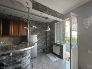 ქირავდება 3 ოთახიანი ბინა - თბილისი