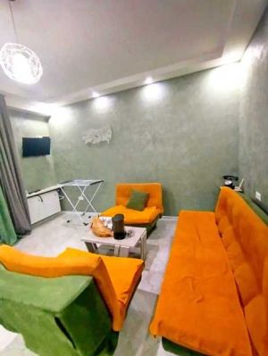 ქირავდება 2 ოთახიანი ბინა - თბილისი