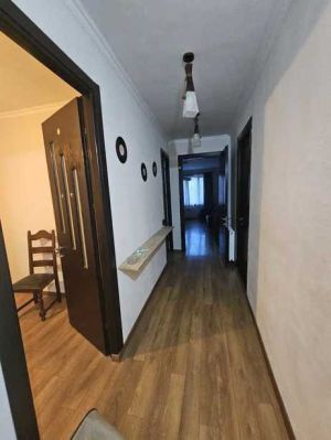 ქირავდება 3 ოთახიანი ბინა - თბილისი