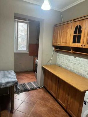 ქირავდება 2 ოთახიანი ბინა - თბილისი