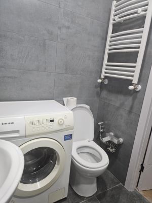 ქირავდება 2 ოთახიანი ბინა - თბილისი