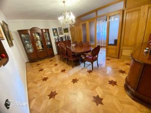 იყიდება 3 ოთახიანი ბინა - თბილისი