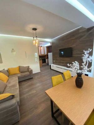 ქირავდება 2 ოთახიანი ბინა - თბილისი