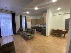 ქირავდება 3 ოთახიანი ბინა - თბილისი