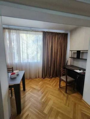 ქირავდება 4 ოთახიანი ბინა - თბილისი