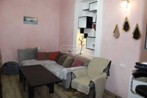 ქირავდება 2 ოთახიანი ბინა - თბილისი