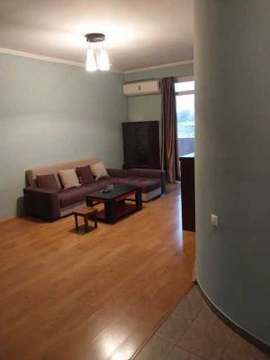 ქირავდება 2 ოთახიანი ბინა - თბილისი