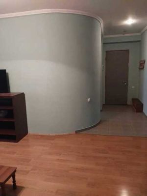 ქირავდება 2 ოთახიანი ბინა - თბილისი