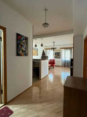 ქირავდება 3 ოთახიანი ბინა - თბილისი