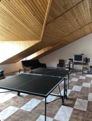 ქირავდება 5 ოთახიანი სახლი - თბილისი