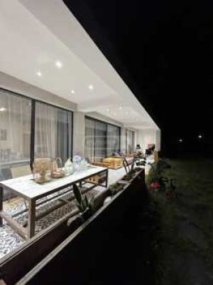 იყიდება 7 ოთახიანი სახლი - თბილისი