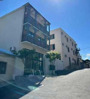 ქირავდება სასტუმრო - თბილისი