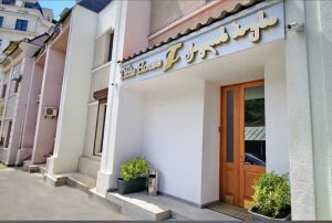 ქირავდება სასტუმრო - თბილისი