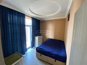 ქირავდება 3 ოთახიანი ბინა - თბილისი