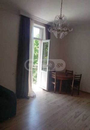 ქირავდება 2 ოთახიანი ბინა - თბილისი