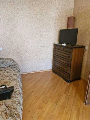 ქირავდება 3 ოთახიანი ბინა - თბილისი