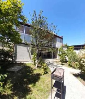 ქირავდება 6 ოთახიანი სახლი - თბილისი