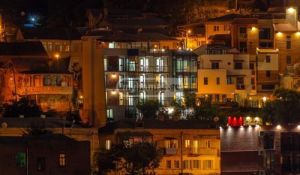 ქირავდება სასტუმრო - თბილისი