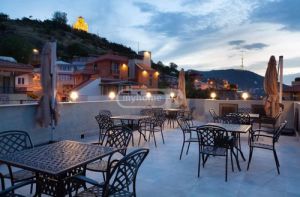 ქირავდება სასტუმრო - თბილისი