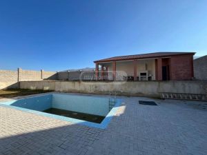 იყიდება 8 ოთახიანი სახლი - თბილისი