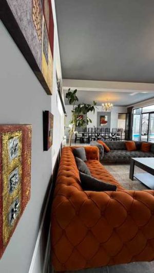 იყიდება 8 ოთახიანი სახლი - თბილისი